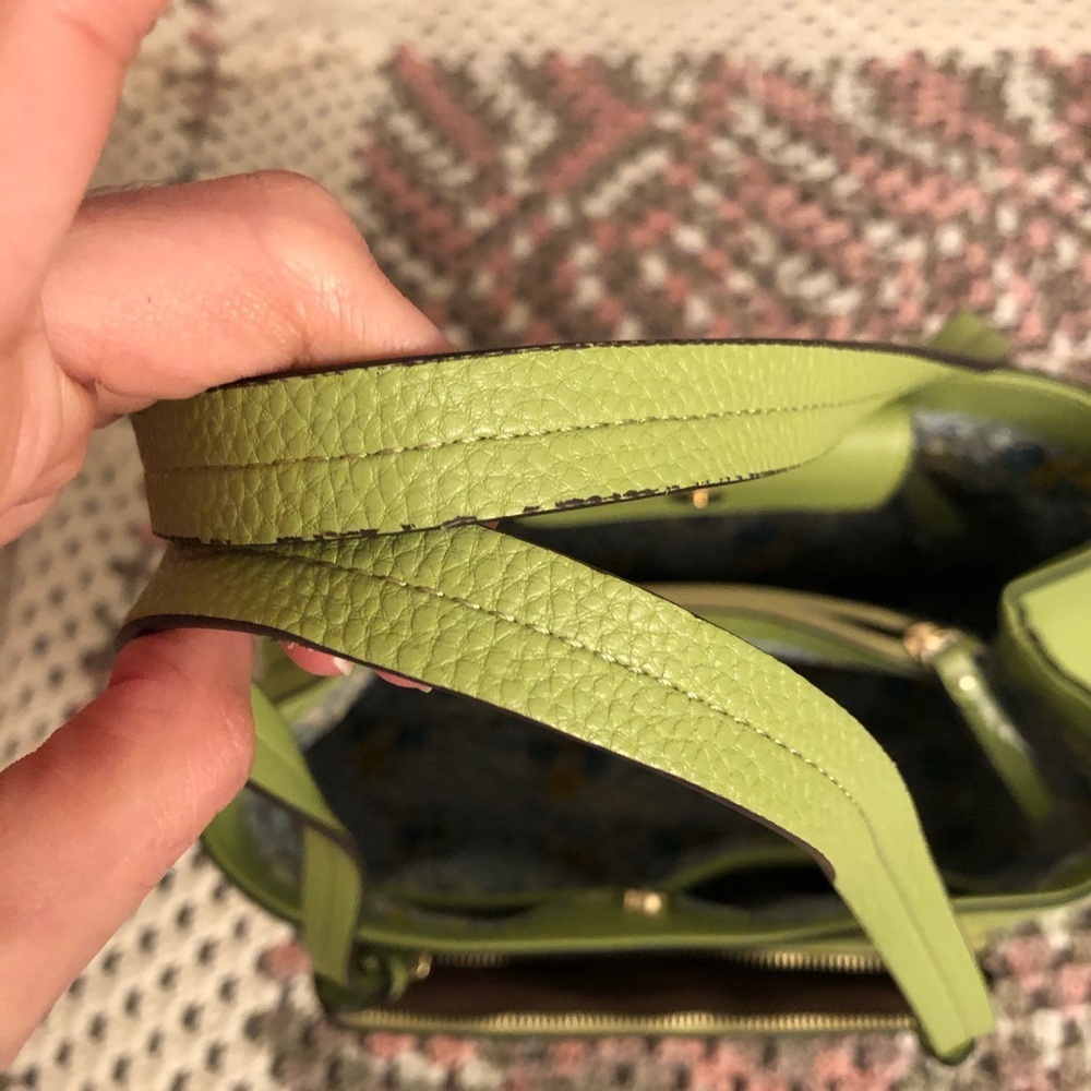 Nenette Lepore Vegan leather Green Tote Purse - Picture 10 of 12
